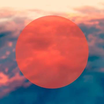 Circle on a red sky, blured background Ilustração Stock