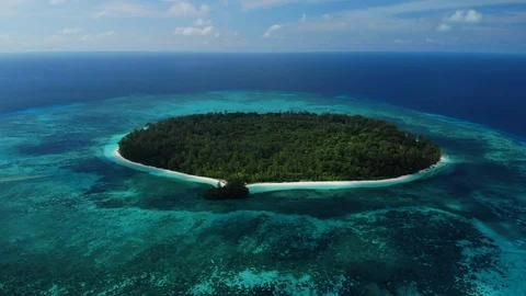 Circle Tropical Island Video stock 105272197