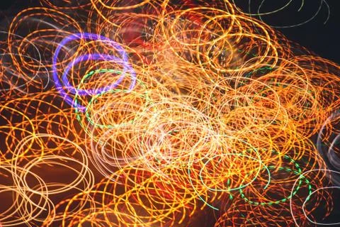 Circles lights trails dynamic backdrop. Night exposure motion lines texture.  Foto stock