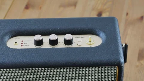 Circling control panel of retro style loud speaker with buttons and knobs 스톡 동영상 276373494