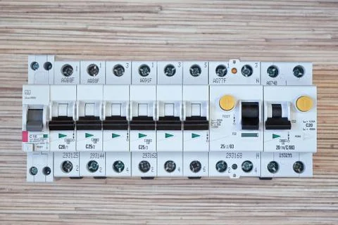 Circuit breakers, RCD and differential switches are arranged in a row. Stock-Fotos