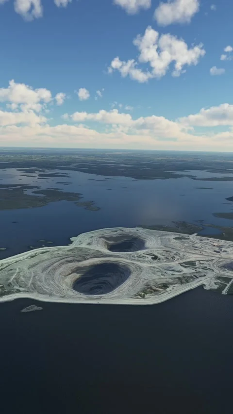 Circular Aerial View of Diavik Diamond Mine Northwest Territories. Canada Видео 284489913