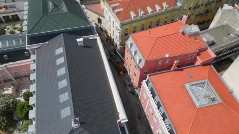 Circular aerial view of the Elevator of Glory (elevador da Gloria) , completely 库存影片 316374863