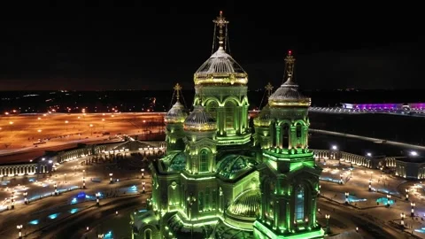 Circular drone view of glowing cathedral domes Vidéo 323005154