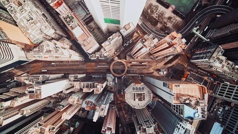 Circular Pedestrian Bridge Vídeos de archivo 129270809