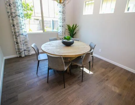 Circular Table In Kitchen Eating Area Stock Photos