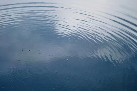 Circular waves on the water 스톡 사진