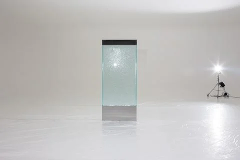 Circulating water in polycarbonate panel provides healing spiritual vibe Stock-Fotos