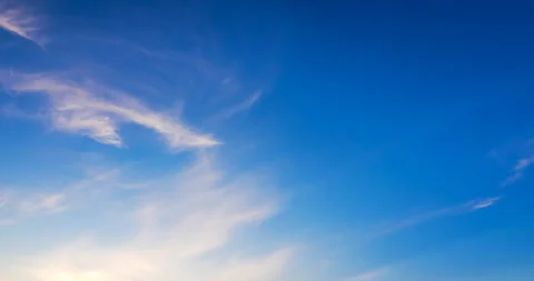 Cirrus clouds flying Stock Footage 118960604