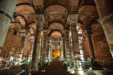 Cistern of Theodosius interior with ancient columns and arches, Istanbul Turkey Fotos Stock