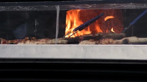 A Citroen H Van pizza maker, UK, Bristol, Millenneum Square Vidéo 121451203