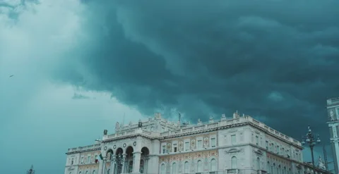 City buidling on square Stock Footage 204973297