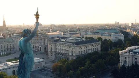 City center of Vienna in the early morning Stock Footage 113332381