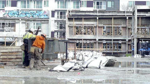 City Construction Workers 動画素材 82371500