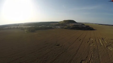 City dump in crop field . Видео 85866103
