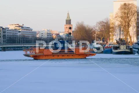 The city ferry
