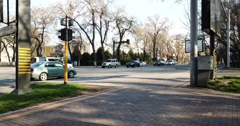 A city intersection with little traffic. Video stock 143700333