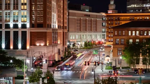 City Intersection Night Timelapse 動画素材 167187635