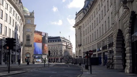 City lockdown - empty Regent Street at COVID-19 Video stock 127104174
