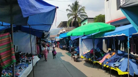 City market in peru with different shops 스톡 동영상 282558366