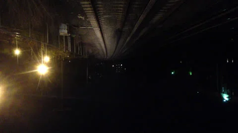 CITY NIGHT TRAIN - STOP TO STOP Vídeo Stock 26182660