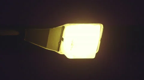 https://images.pond5.com/city-street-lamp-turns-after-footage-048609367_iconl.jpeg