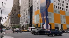 Louis Vuitton store on Avenue George V, , Stock Video