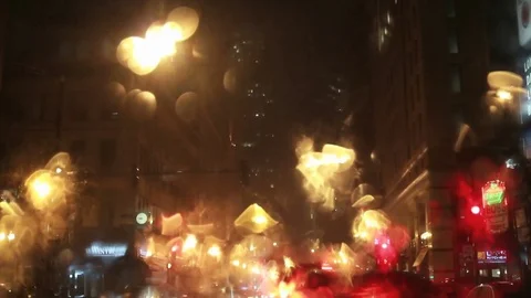 City traffic in rain Stockbeeldmateriaal 81221689