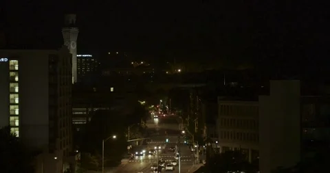 City traffic time lapse, clock tower, night 库存影片 304370146