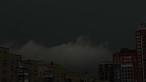 A city under an apocalyptic red storm sky and lightning Video stock 337995988
