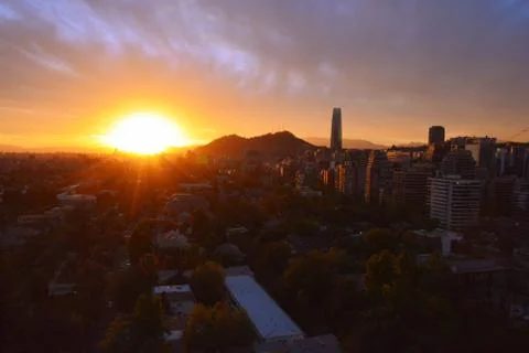Cityscape and sunset clouds Stock-Fotos