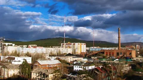 Cityscape with dramatic sky Timelapse 库存影片 10793257