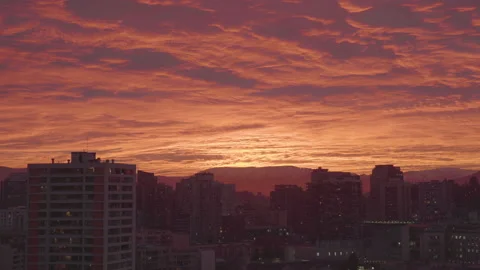 Cityscape Dramatic sunset in Santiago, Chile Stock-Footage 201335402