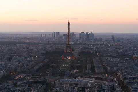 Cityscape of Paris with eiffel tower at sunset Foto stock