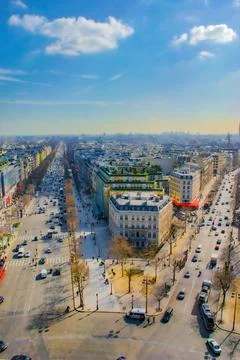 The cityscape of Paris seen from the Arc de Triomphe 스톡 사진