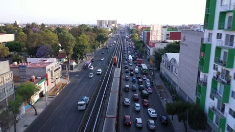 Ciudad de Mexico Calzada de Tlalpan Metro Trafico 1 Stock Footage 106173563