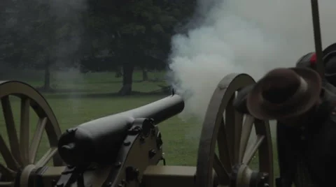 Civil War canon fire Stock Footage 47794322