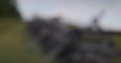 Civil War Time Split Rail Fence with Grass Field Rack Focus, 4K Vídeos de archivo 68414544