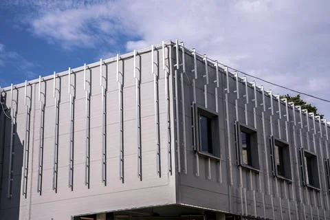 Cladding facades with decorative panels. Building house Foto stock