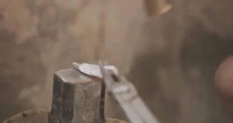 Clamp holding Silver on board Stockbeeldmateriaal 141365364
