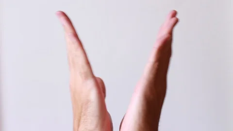 Clapping hands overhead closeup Vídeos de archivo 89931767