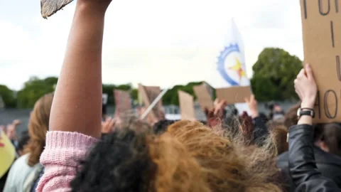 Clapping at a protest in Paris, France Stock Footage 132316014