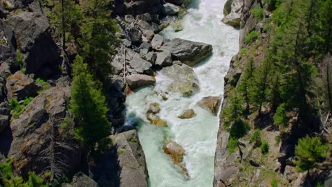 Clarks fork of the Yellowstone River in a steep canyon Stock-Footage 260736088