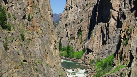 Clarks fork of the Yellowstone River in a steep canyon Stock-Footage 260736169