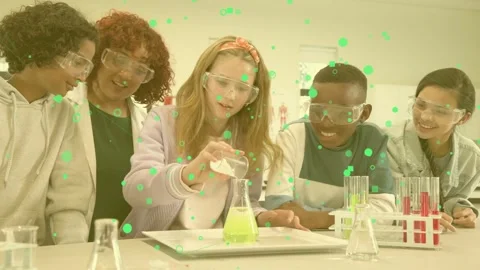 Class watching peer pouring into flask causing foaming lab demo, AR bubbles over Vídeo Stock 334373003