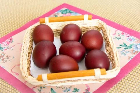 Classic Easter eggs dyed in onion skins Stock Photos