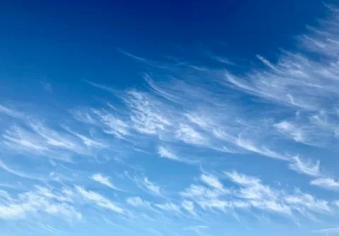Classic Feathery Cirrus Clouds Foto stock