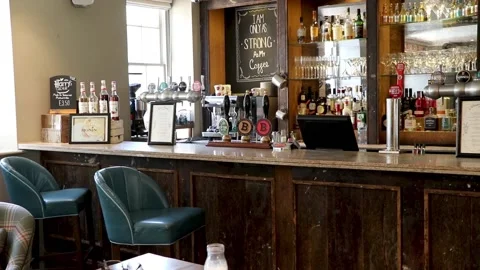 Classic hotel bar 스톡 동영상 136959157