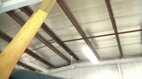 Classic Prop Plane Pan Vídeo Stock 12576323