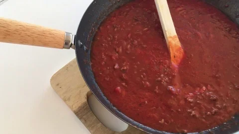 Classic Spaghetti Bolognese Vídeos de archivo 78525383